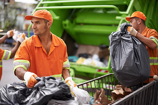 Best Construction Debris Removal  in Tashua, CT